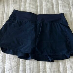 Lululemon Skirt | Size: 6 | Color: Navy | This skirt looks so beautiful on